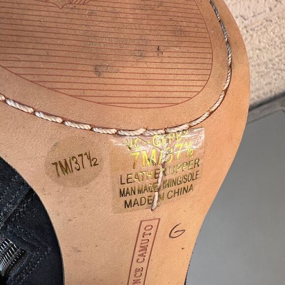 Vince Camuto Gerby Heeled Open Toe Bootie Womens Size 7 Perforated Black Suede - Picture 9 of 13